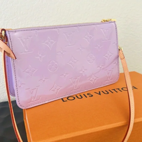 Louis Vuitton Lexington Pouch - Picture 10 of 10